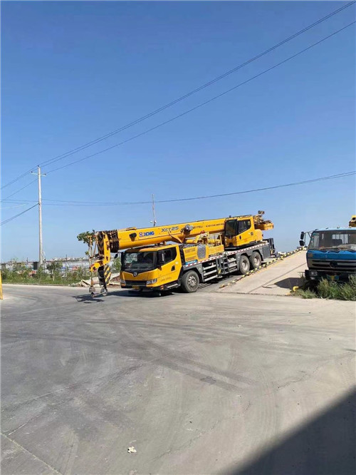 吴兴区吊车作业时，可能会产生哪些额外收费项目？